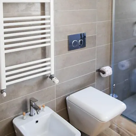 Rentopolis Seveso - Central Station Apartment Milan